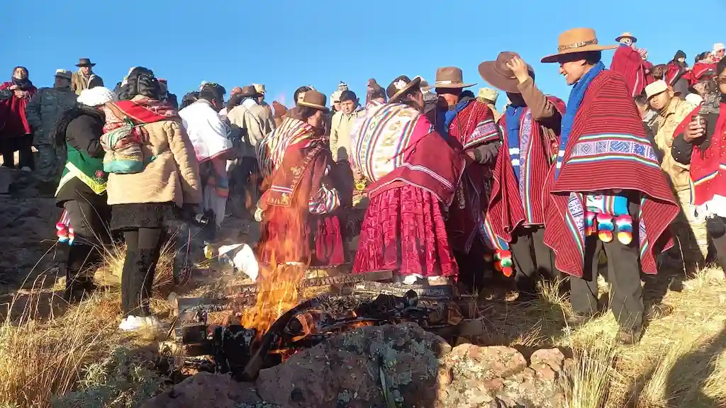 Ano-Nuevo-Andino-2025-en-Puno-Pachamama